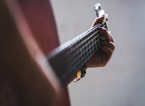 Live DJs and Bands at Pickles Pub