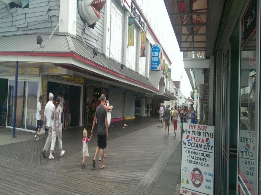 Caruso Pizza Caruso Pizza