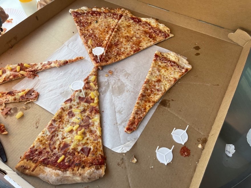 Pino's Pizza Pino's Pizza