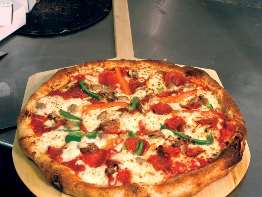 Pino's Pizza Pino's Pizza