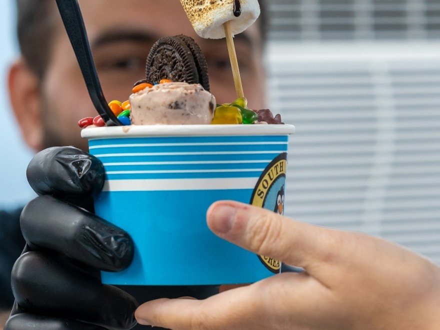 Southpole Ice Cream Roll Southpole Ice Cream Roll