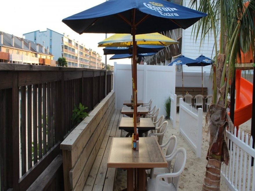 Tailchasers Restaurant & Dock Bar Tailchasers Restaurant & Dock Bar