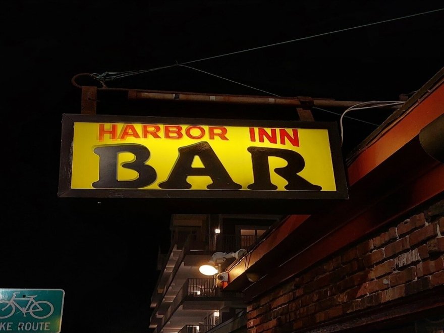 Harbor Inn Harbor Inn
